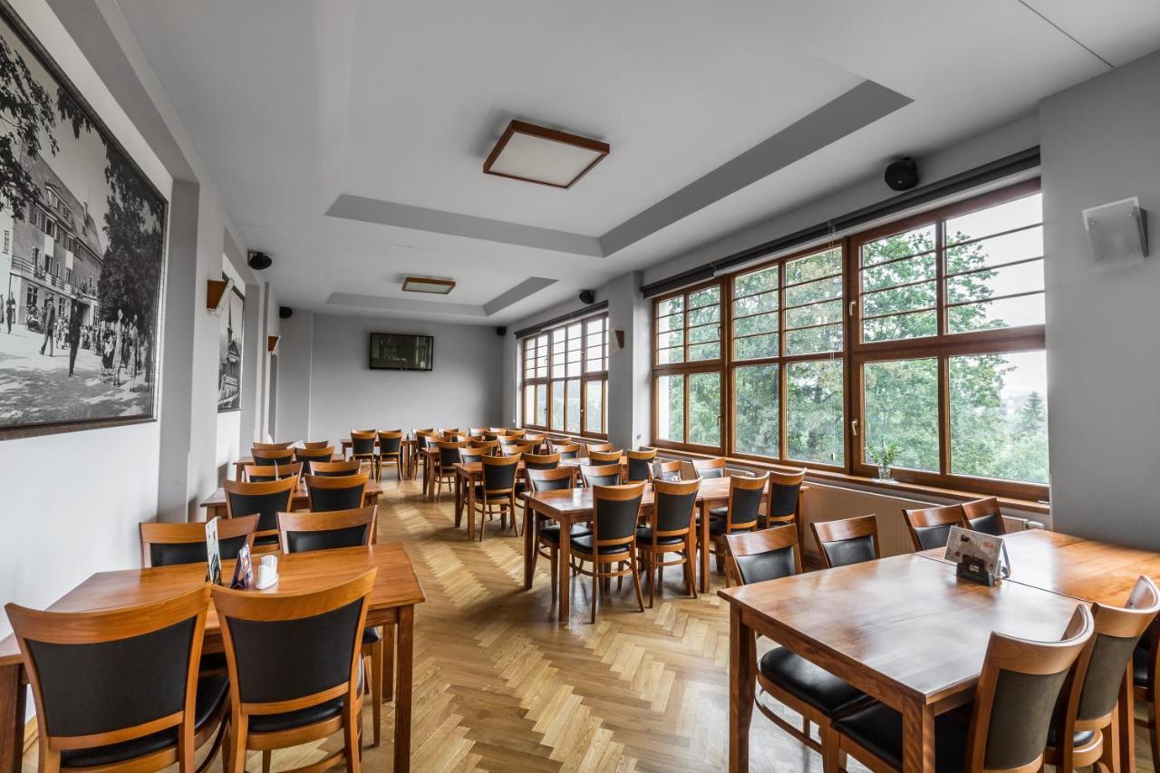 Parkhotel Smrzovka Екстер'єр фото