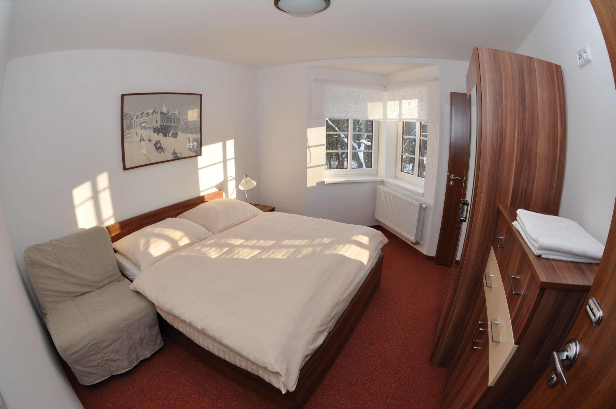 Parkhotel Smrzovka Екстер'єр фото